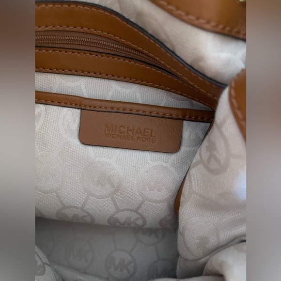 Michael Kors Navy Blue/Brown Canvas Marina Drawstring Tote - Picture 5 of 9